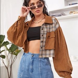 SIZE S plaid cropped khaki jacket